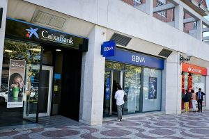 La banca prepara la venta de hasta 2.000 millones en dudosos de pymes